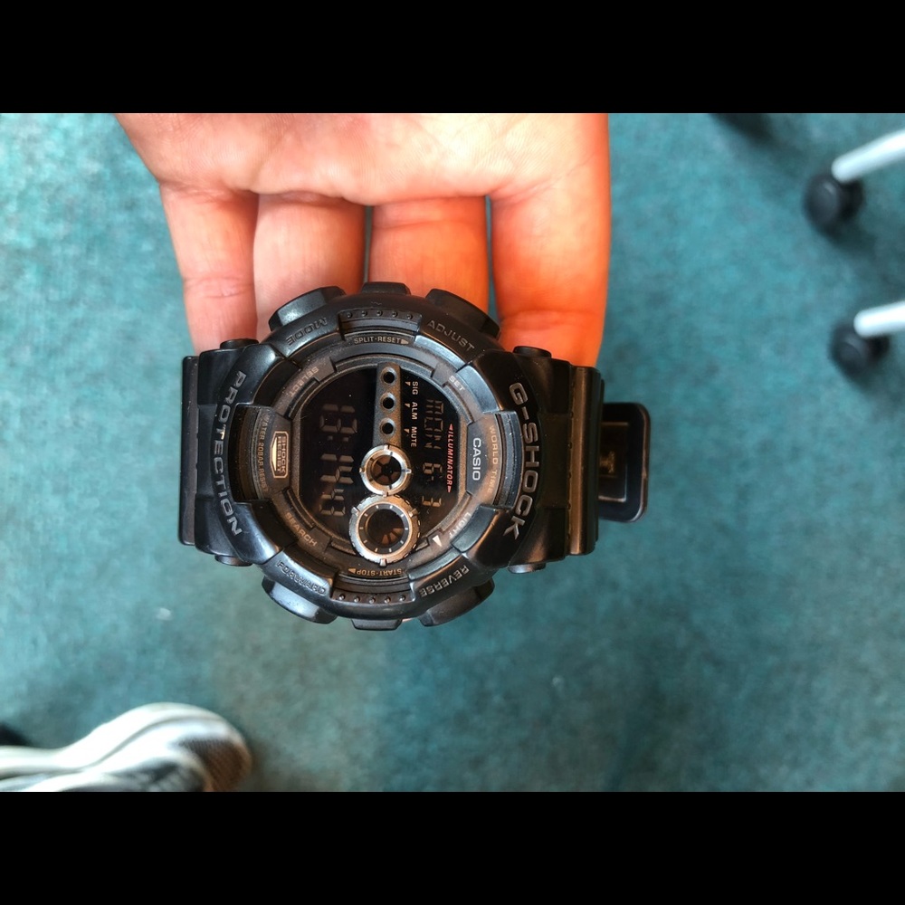 G shock watch